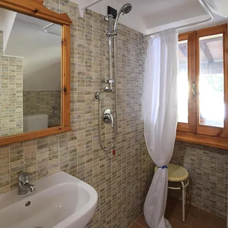 Ferienhaus Beautiful In Castel Ritaldi